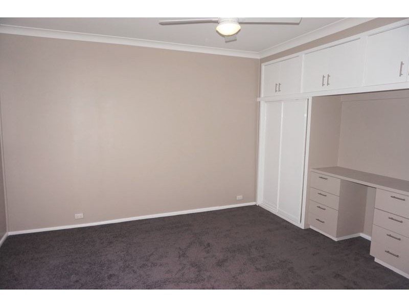 37 Junction Street, Junee NSW 2663