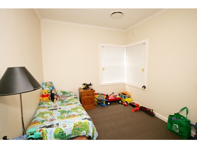 29 A & B Bolton St, Junee NSW 2663