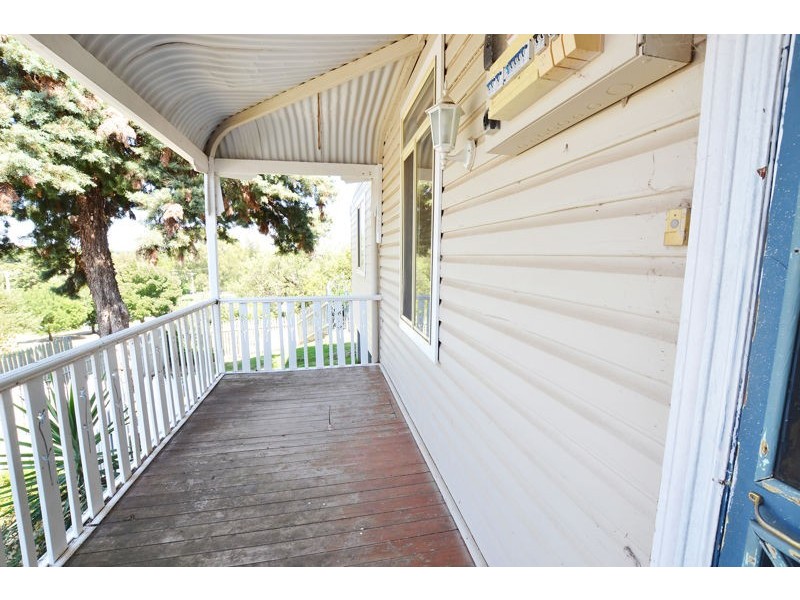 43 Commins Street, Junee NSW 2663