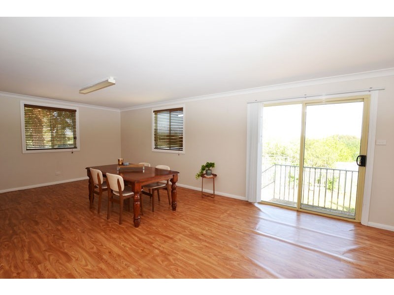 43 Commins Street, Junee NSW 2663