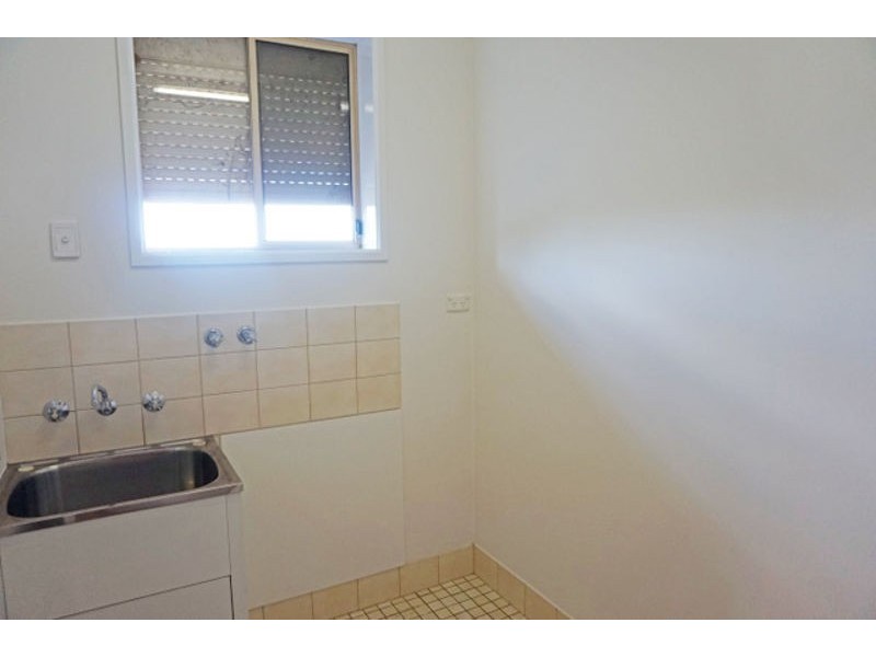 52 Boundary Street, Junee NSW 2663