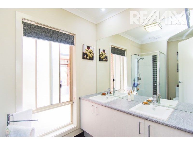 12 Taylor St, Junee NSW 2663