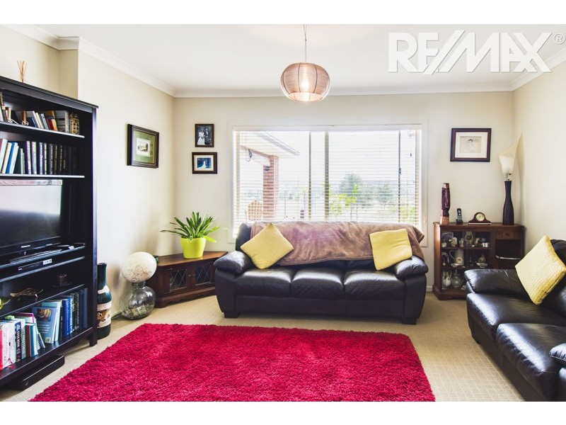 12 Taylor St, Junee NSW 2663