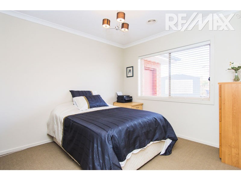 12 Taylor St, Junee NSW 2663