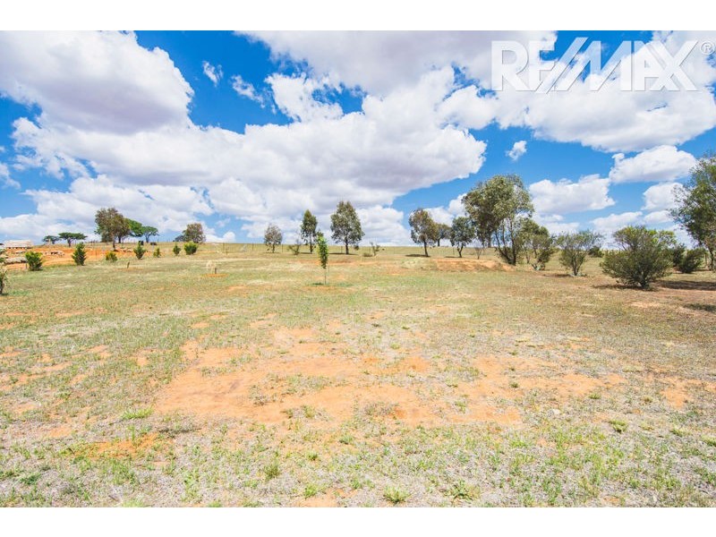 12 Taylor St, Junee NSW 2663