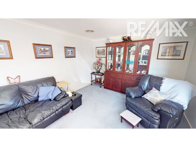 43 Seignior Street, Junee NSW 2663