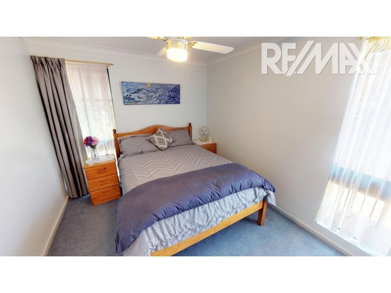 43 Seignior Street, Junee NSW 2663