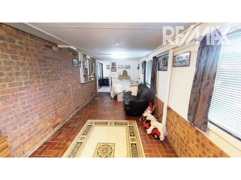 43 Seignior Street, Junee NSW 2663