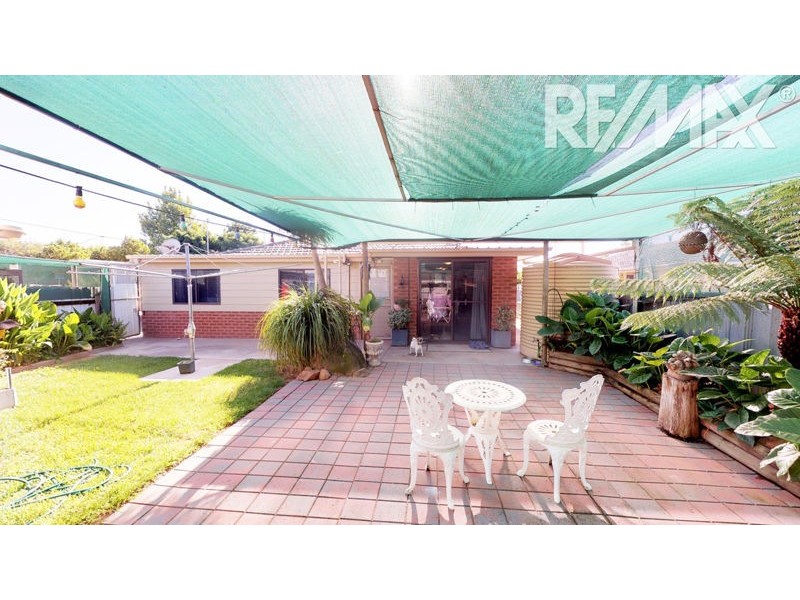 43 Seignior Street, Junee NSW 2663