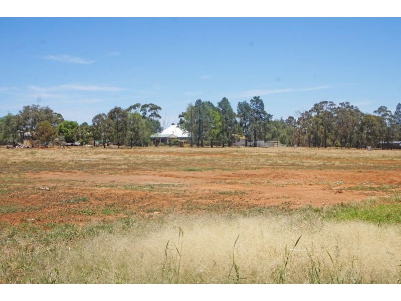 Lot 4 Wallace St, Coolamon NSW 2701