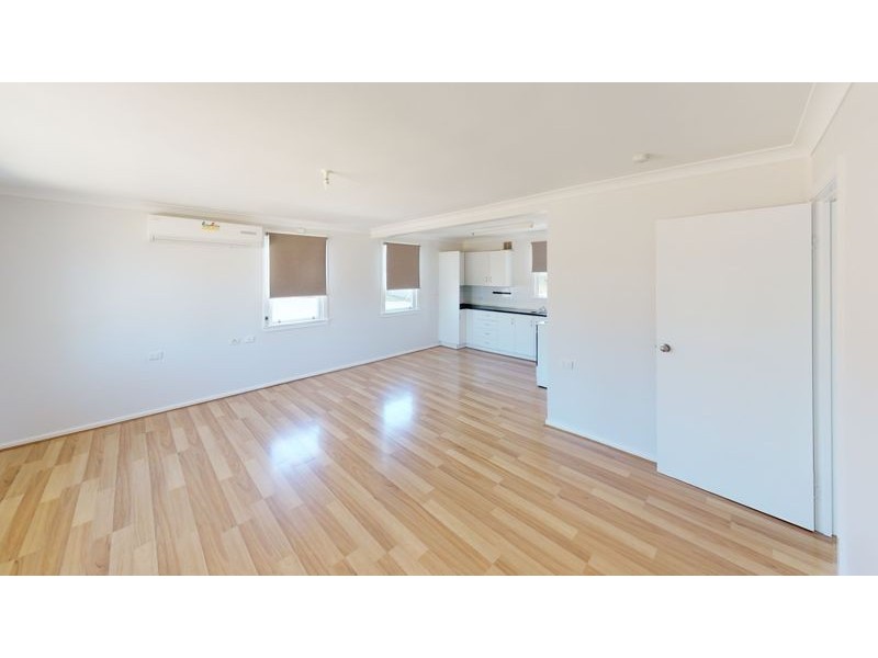 72 George St, Junee NSW 2663
