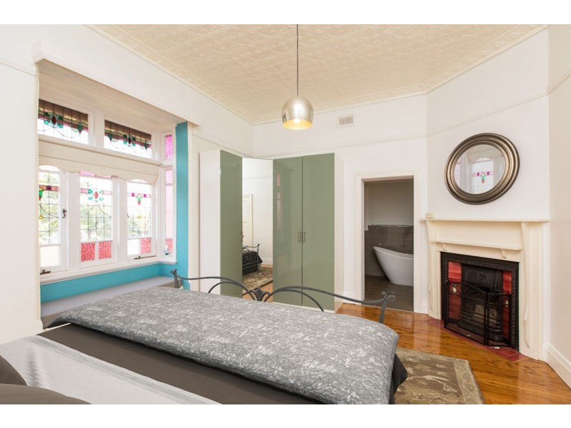 30 George Street, Junee NSW 2663