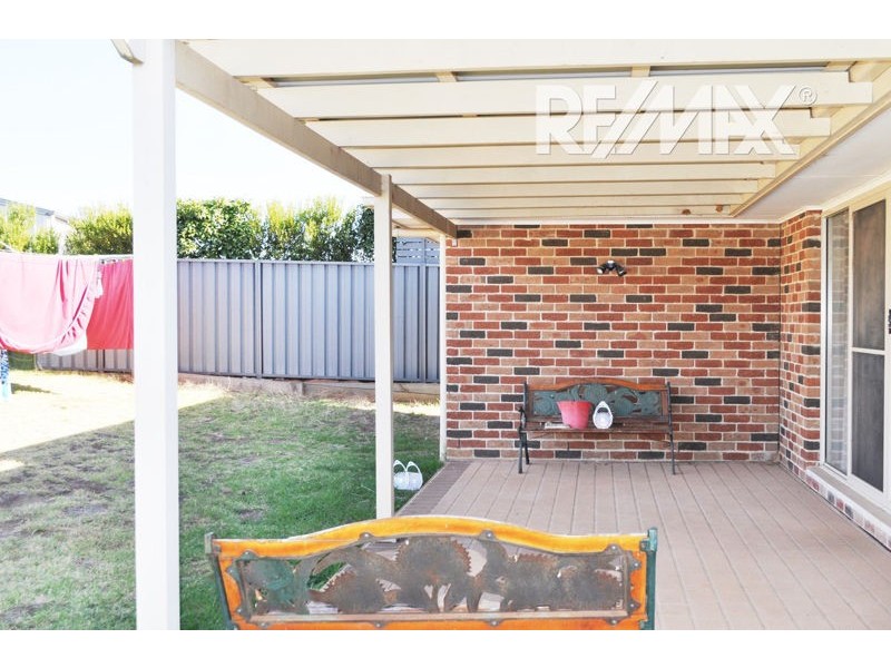 2 Adams Street, Junee NSW 2663