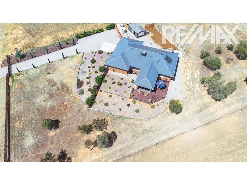 12 Taylor St, Junee NSW 2663