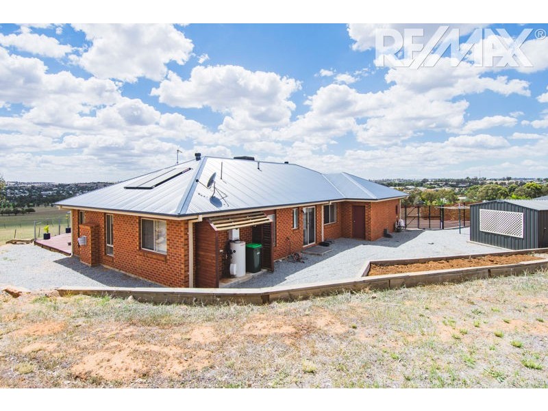 12 Taylor St, Junee NSW 2663