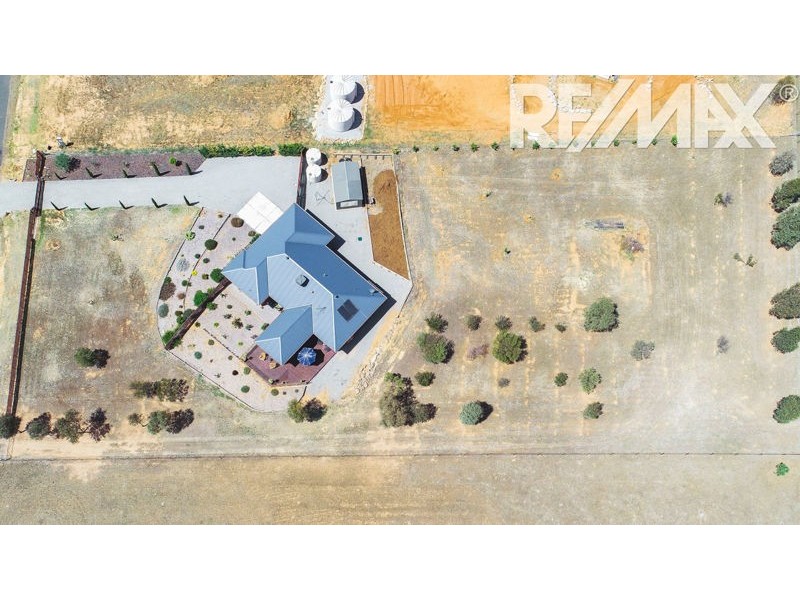 12 Taylor St, Junee NSW 2663