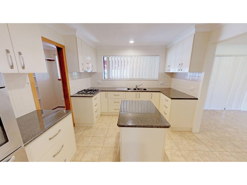 34 Gloucester St, Junee NSW 2663