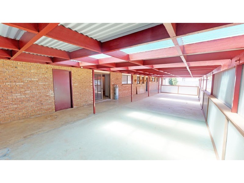 34 Gloucester St, Junee NSW 2663