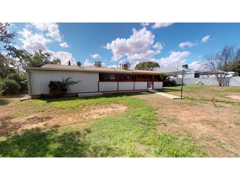 34 Gloucester St, Junee NSW 2663