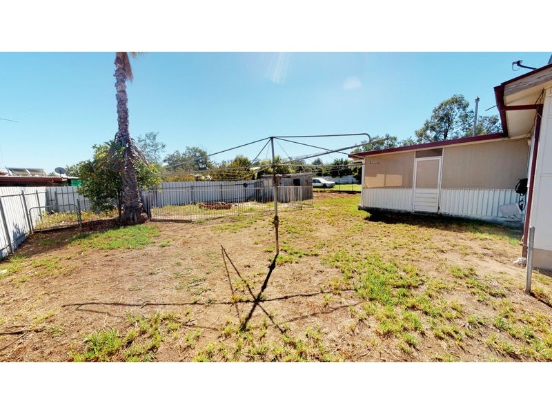 14 George St, Junee NSW 2663