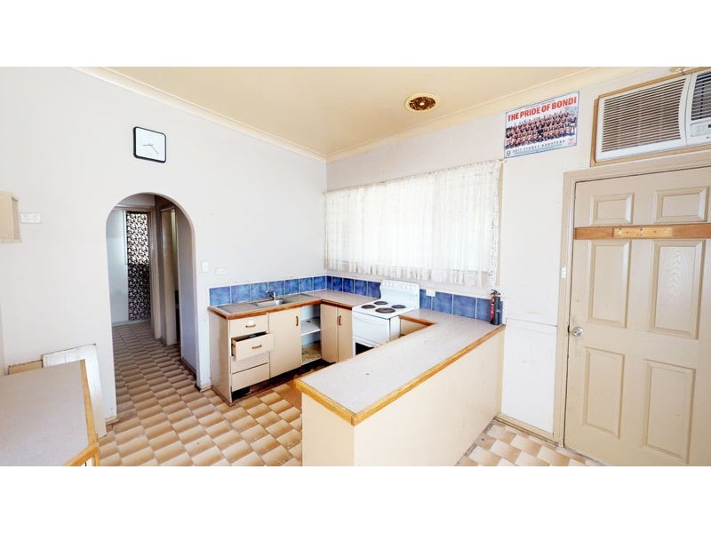 12 Fitzroy Street, Junee NSW 2663