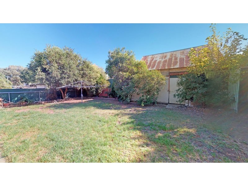 12 Fitzroy Street, Junee NSW 2663