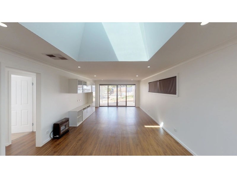 12 Commins Street, Junee NSW 2663