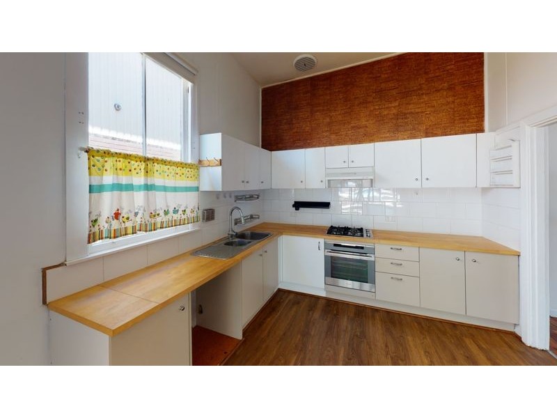 12 Commins Street, Junee NSW 2663