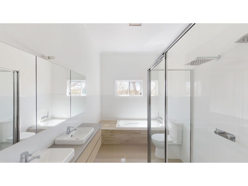 12 Commins Street, Junee NSW 2663