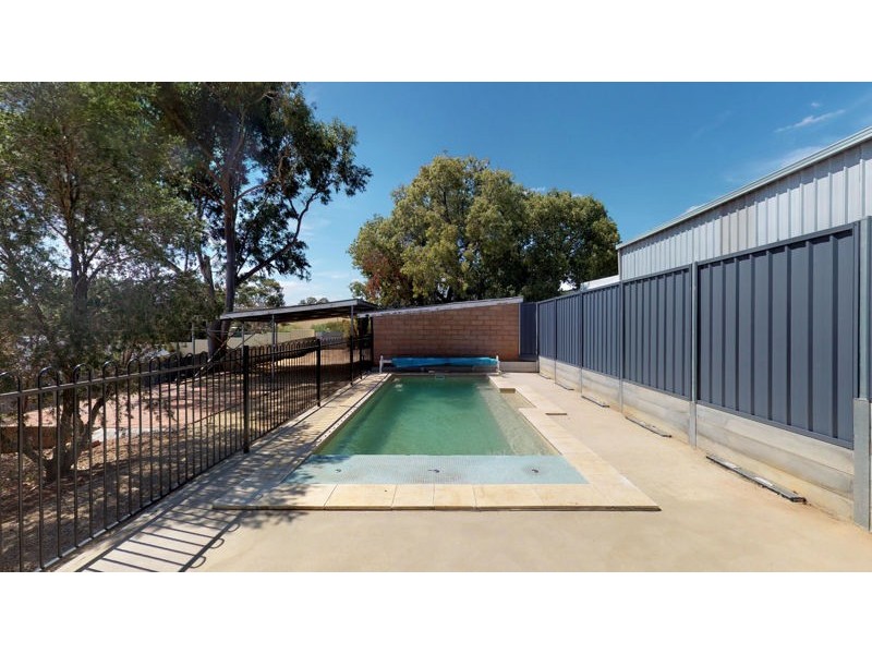 12 Commins Street, Junee NSW 2663