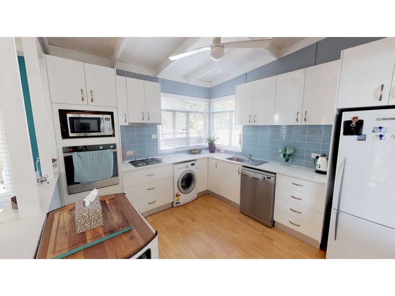 45 Hill St, Junee NSW 2663