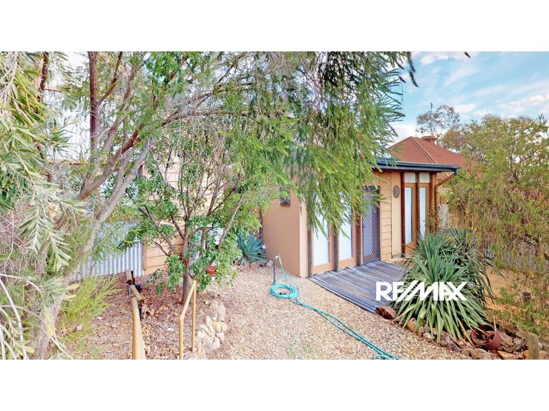 45 Hill St, Junee NSW 2663