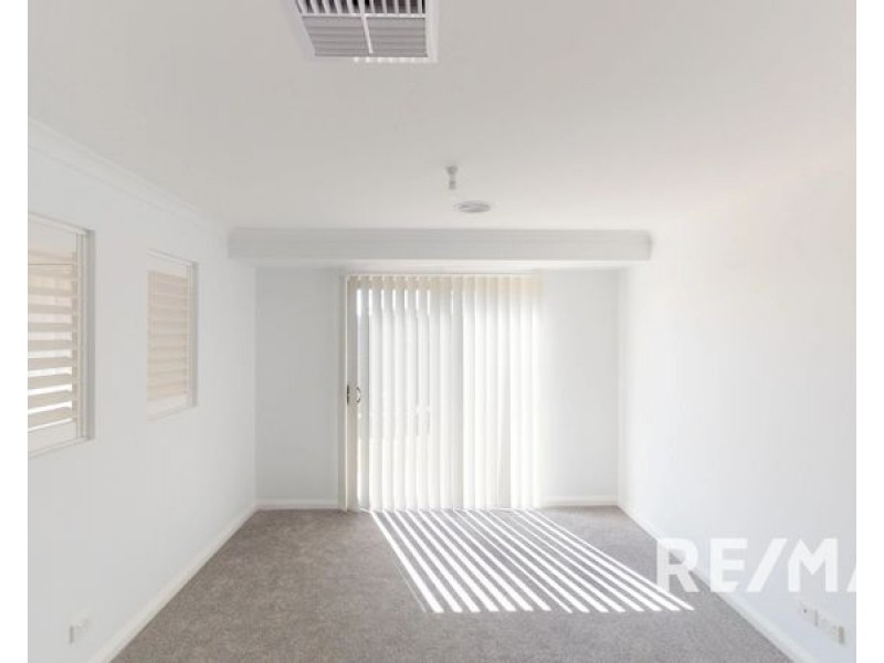 2 Hilton Place, Junee NSW 2663