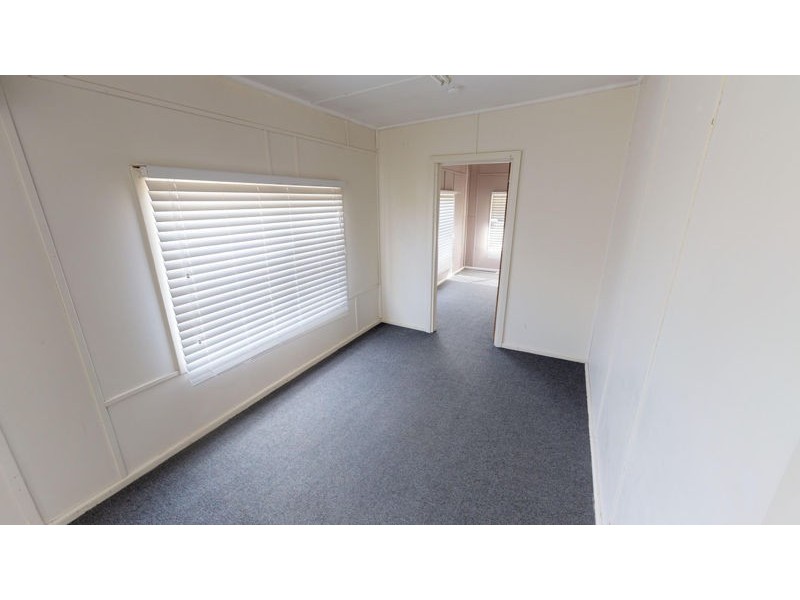 25 King St, Junee NSW 2663