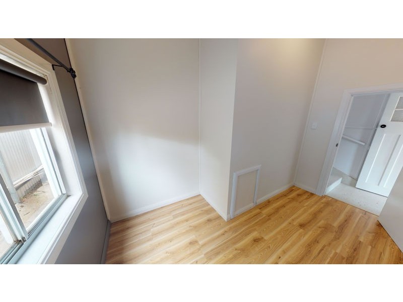 27 Commins Street, Junee NSW 2663