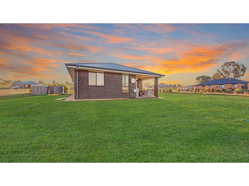 3 Walster Street, Junee NSW 2663