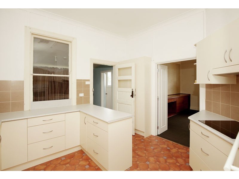 53 Hill Street, Junee NSW 2663
