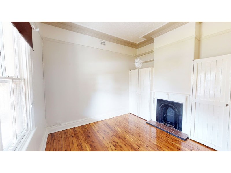 13 Crown St, Junee NSW 2663