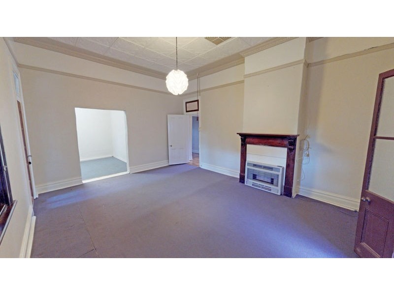 13 Crown St, Junee NSW 2663