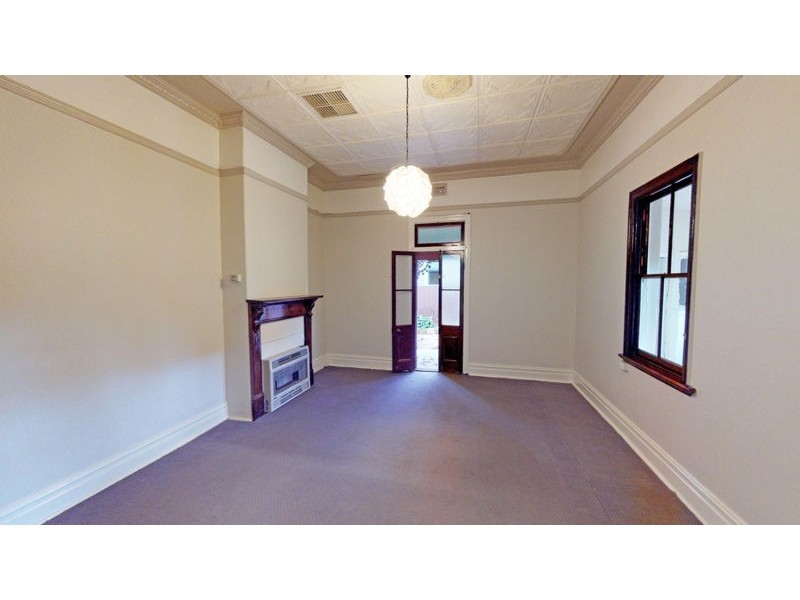 13 Crown St, Junee NSW 2663