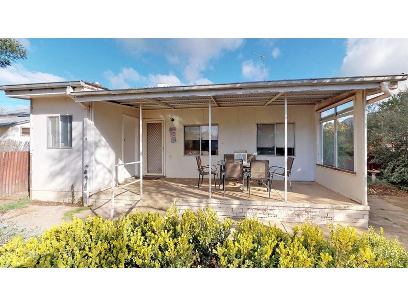 24 Elizabeth Street, Junee NSW 2663
