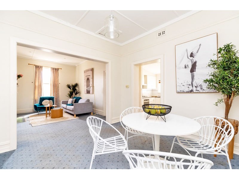 28 George St, Junee NSW 2663