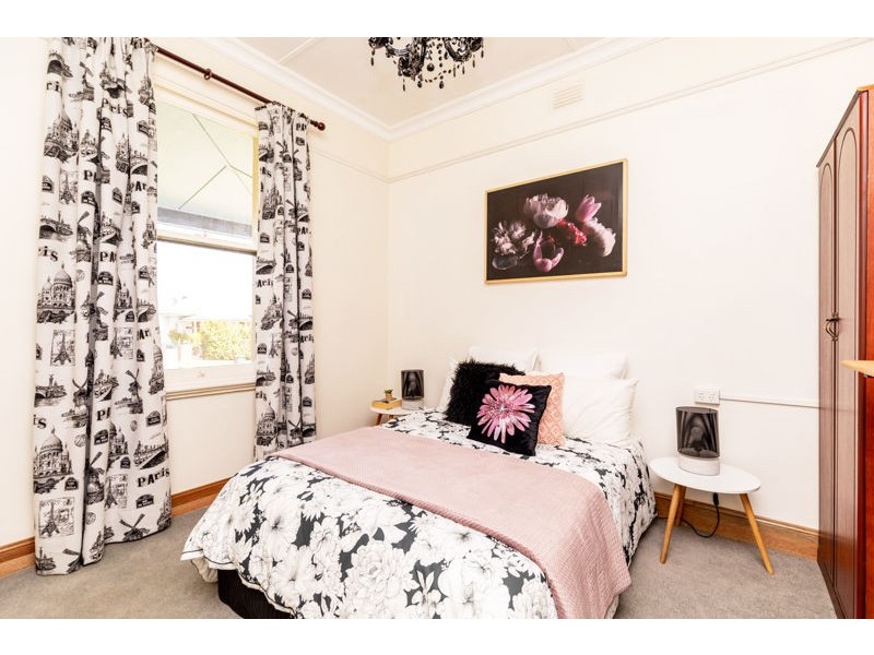 28 George St, Junee NSW 2663