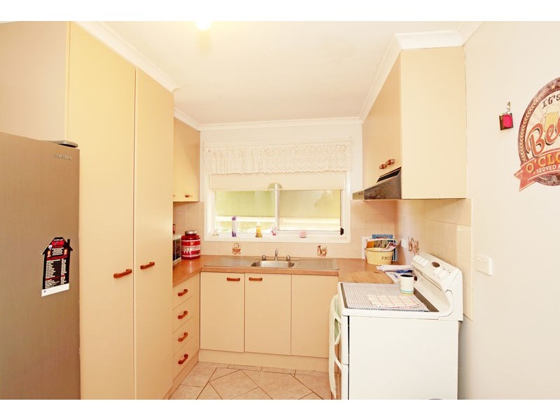 9 James St, Junee NSW 2663