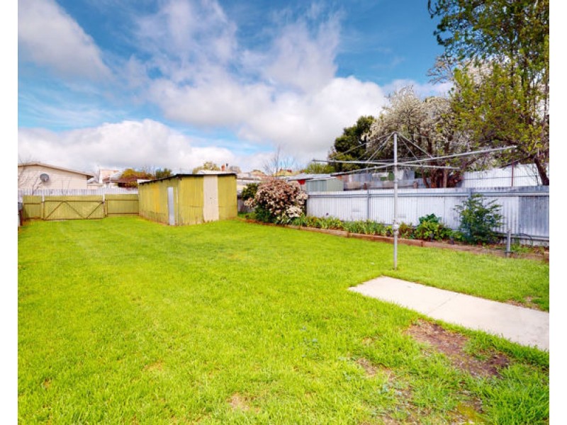 10 Kemp Street, Junee NSW 2663