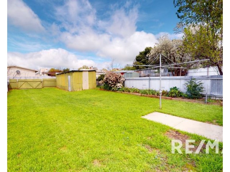 10 Kemp Street, Junee NSW 2663