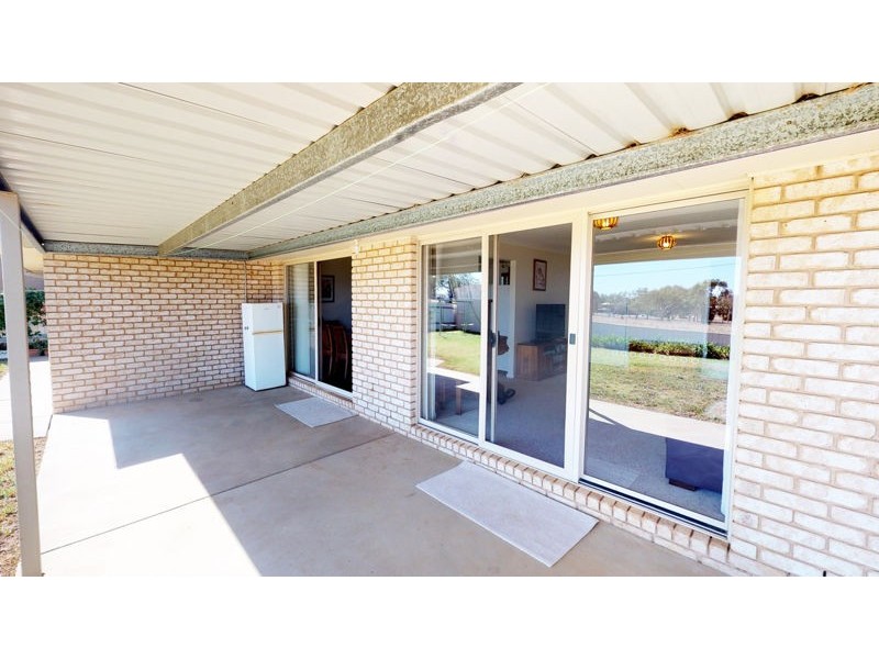 23 Hart St, Junee NSW 2663