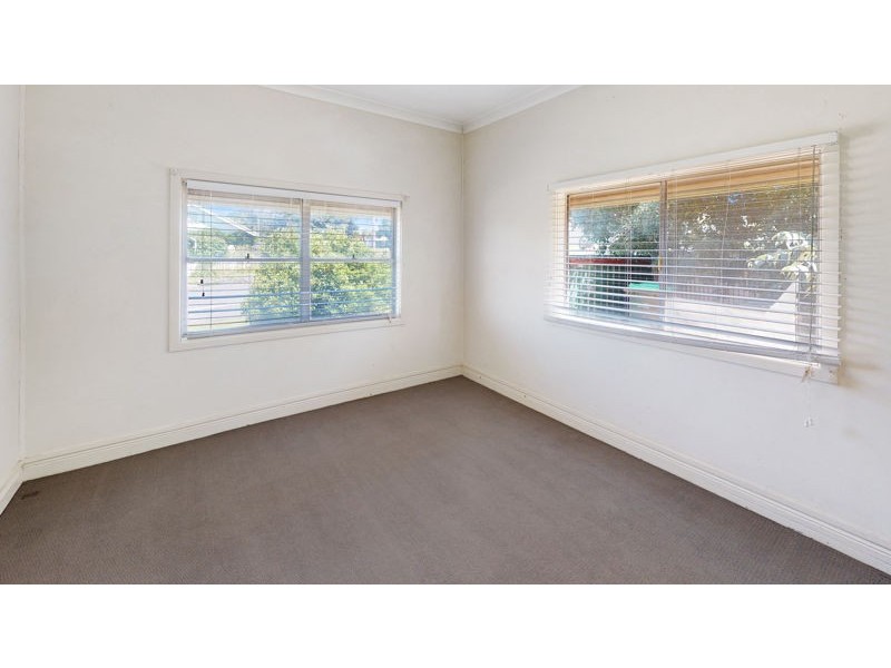 25 King Street, Junee NSW 2663