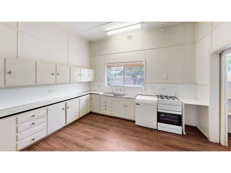 25 King Street, Junee NSW 2663