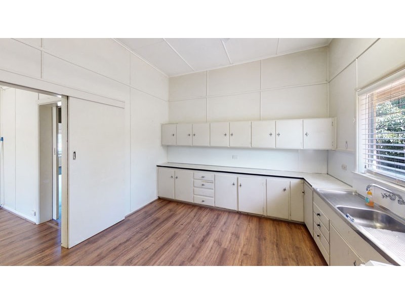 25 King Street, Junee NSW 2663